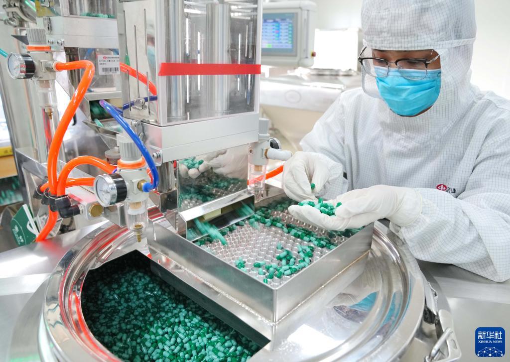 石家庄:防疫物资生产忙